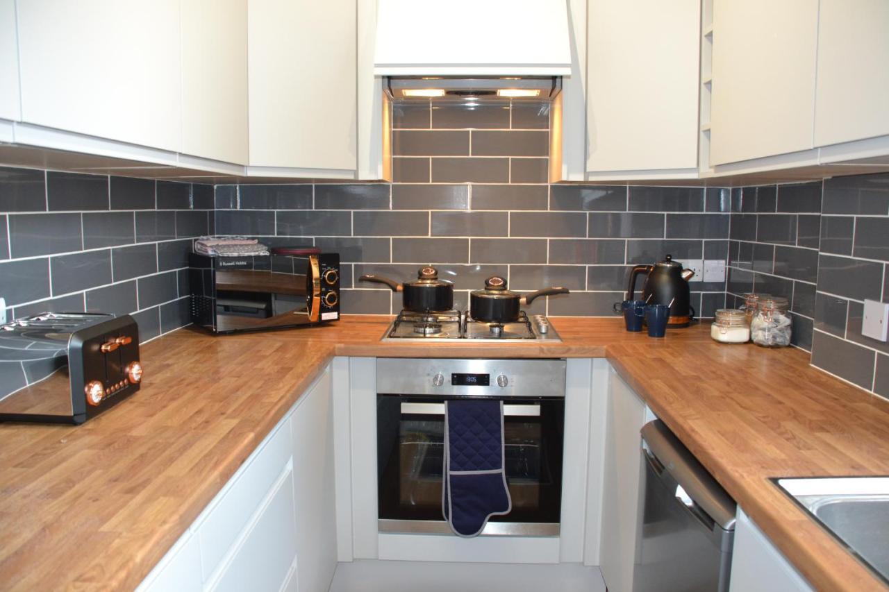 Mayflower 2 Bed Boutique Apartment - Stayseekers Salisbury Zewnętrze zdjęcie